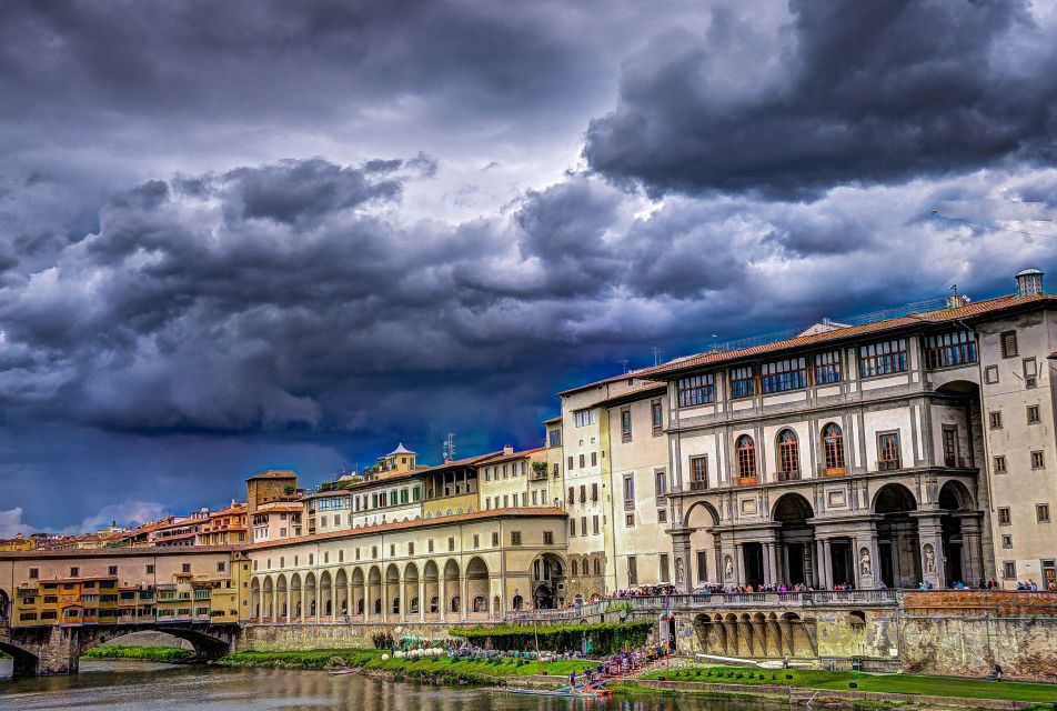 Florence: Private Customized Walking Tour with a Local Guide - Touring the highlights: top sights, hidden corners, and church time