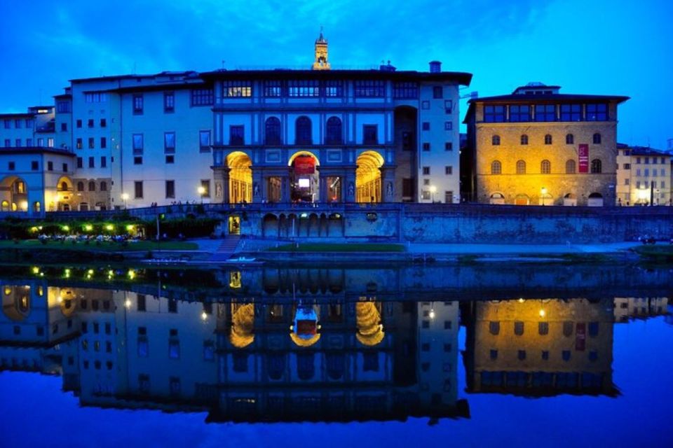 Florence: Private E-Bike Night Tour & Piazzale Michelangelo - Rolling Over the Arno, Then Chasing the Lungarni Glow