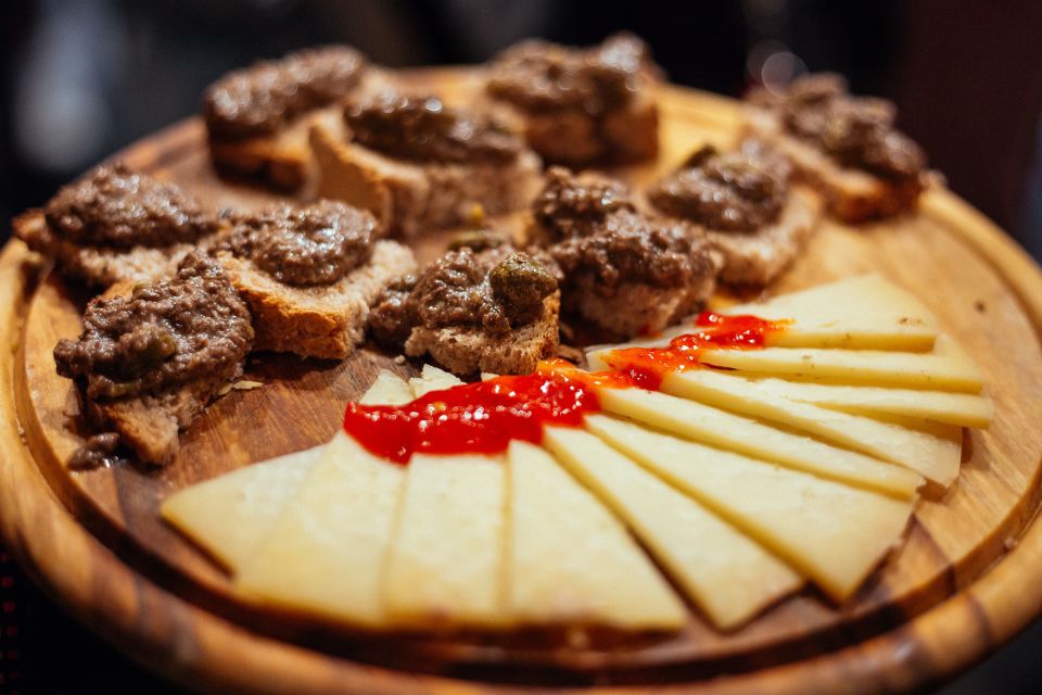 Florence: Private Food Tour – 10 Tastings with Locals - Should you book the Florence private food tour with 10 tastings?