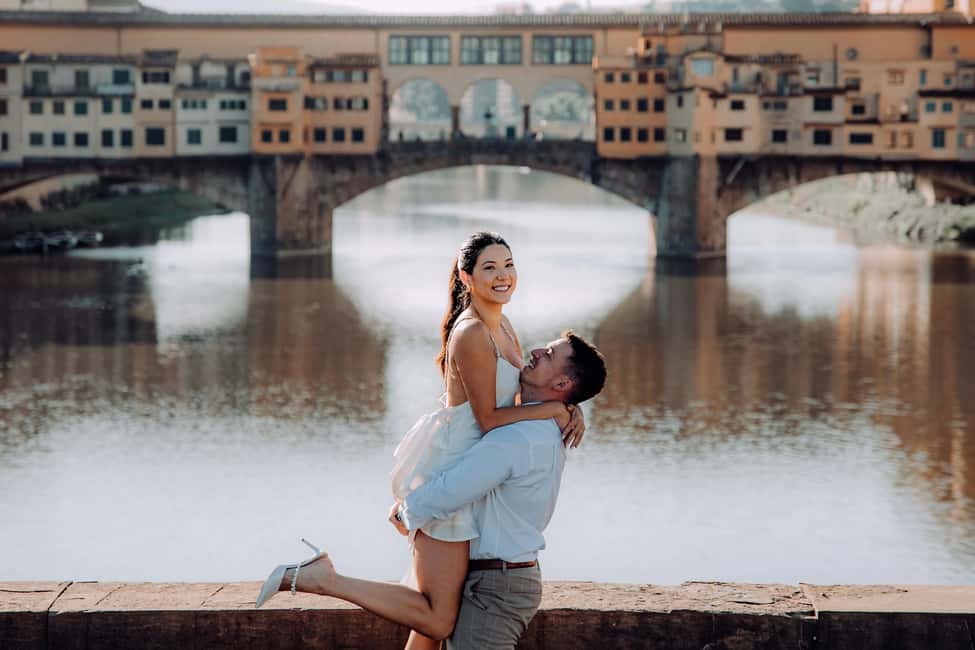 Florence Private Professional Photoshoot - Choosing your session: Duomo-area city photos vs Piazzale Michelangelo views