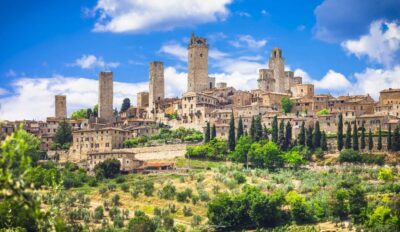 Florence: San Gimignano & Volterra Day Trip with Food & Wine - Meeting in Florence: San Niccolò and the easy start