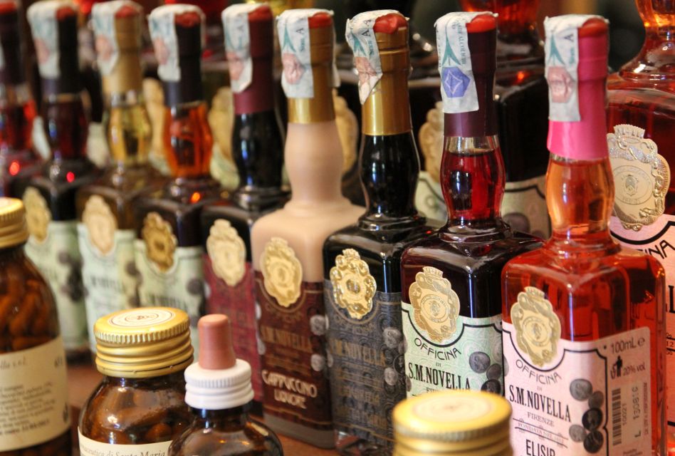 Florence: Santa Maria Novella Private Tour - The pharmacy workshop: 1300 atmosphere and real old-school smells