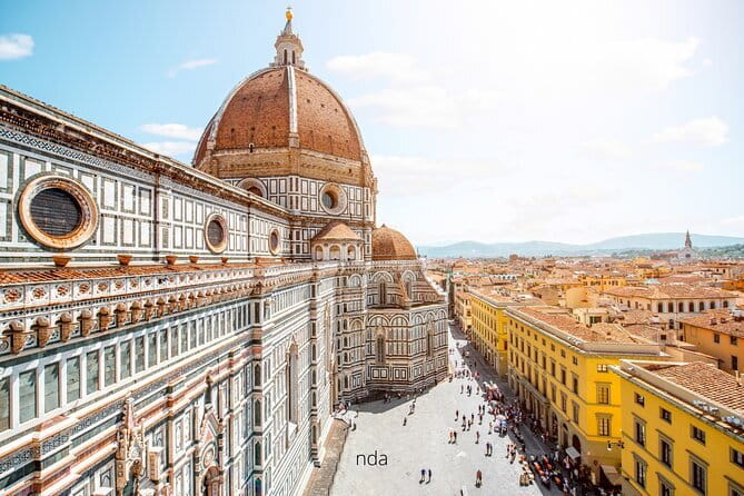 Florence Scavenger Hunt and Highlights Self-Guided Tour - Getting Started at Santa Maria Novella Square (and Why That Matters)