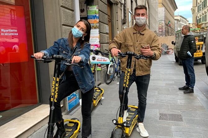 Florence Scooter Guided Tour - The historic center route: Medici area, religious core, and the Arno