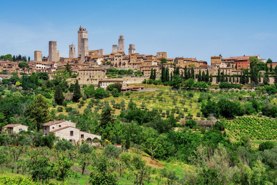 Florence: Siena San Gimignano Private Day Tour by Deluxe Car - Monteriggioni’s walls: the fortress-town stop in Chianti Classico country