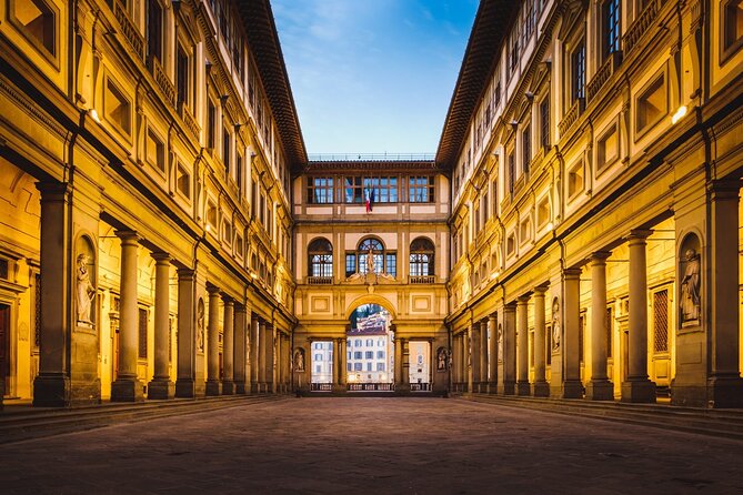 Florence: Skip-the-Line Uffizi & Accademia Tour - Le Gallerie degli Uffizi: Medici power and the big-name artworks
