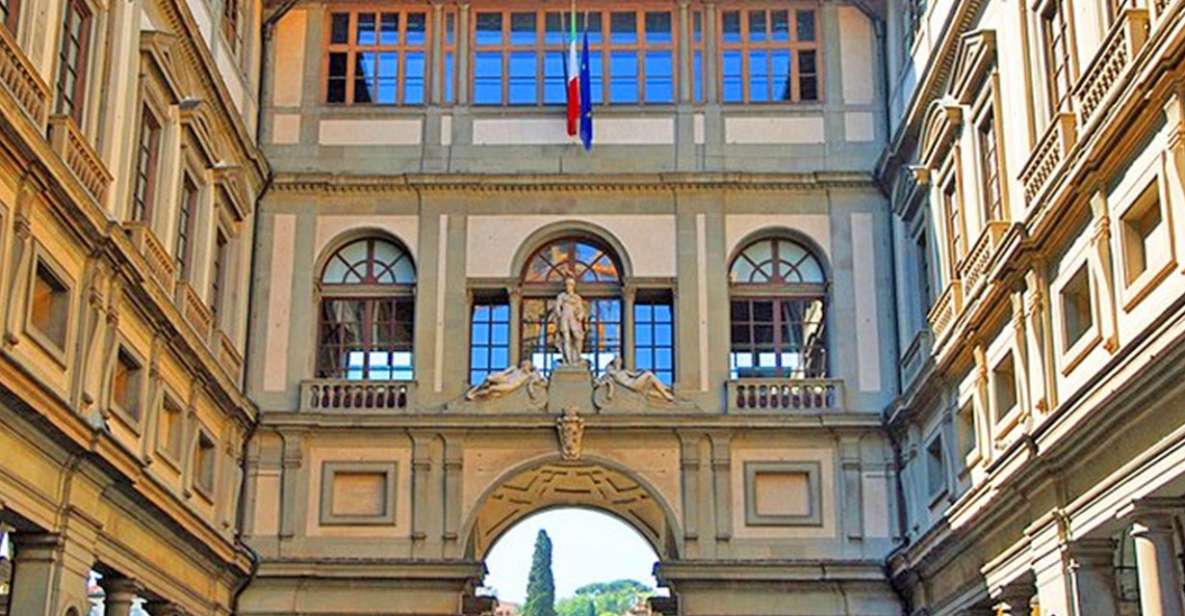 Florence: Skip-the-Line Uffizi Museum Tour Kids & Families - Start at Piazza Signoria, right where Florence feels alive