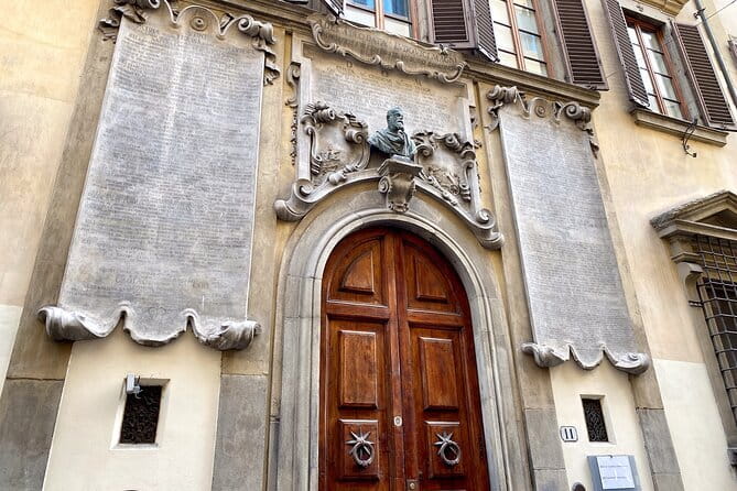 Florence: Street Food Tour and Sightseeing with Local Expert Guide in 2.5 hours - Mercato Centrale: The Market Stop That Sets the Tone
