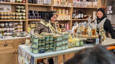 Florence Street Food Tour: Central Market & Duomo Area - Meet Outside the Cappelle Medicee Museum and Start Walking