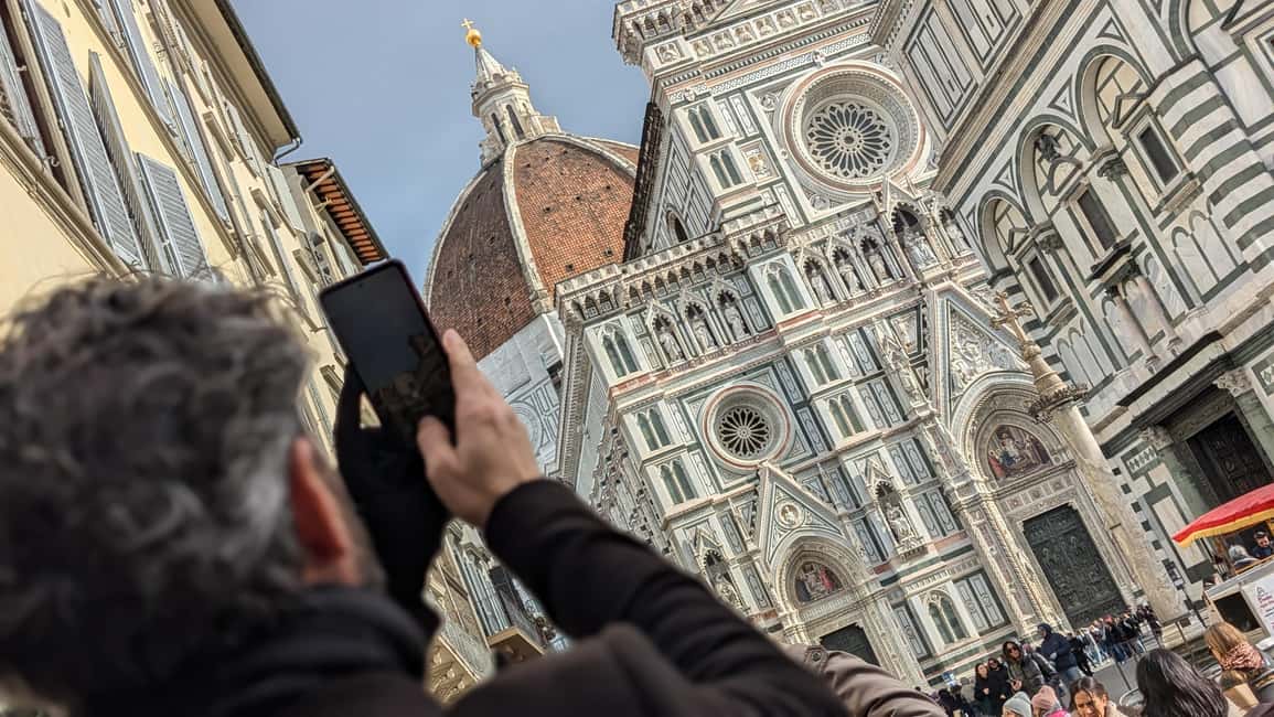 Florence Street Food Tour: Central Market & Duomo Area - Passing Santa Maria del Fiore, the Battistero, and the Dome Area