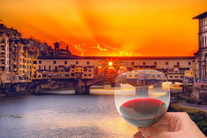 Florence Sunset Wine Tour - Ponte Vecchio at dusk: the photo stop that sets the tone