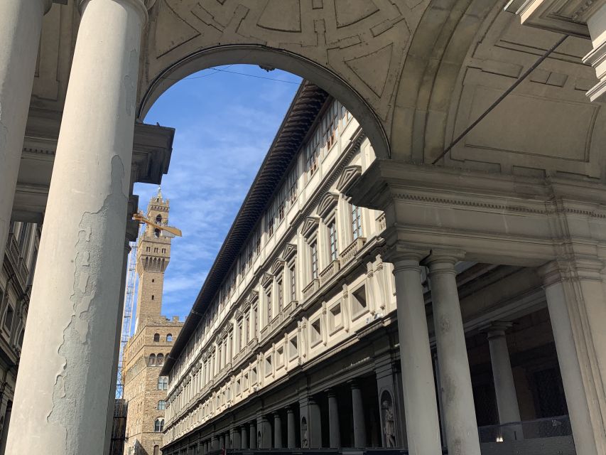 Florence: The Medici Family Guided Walking Tour - Ponte Vecchio Finish: Sorting Fact From Postcards