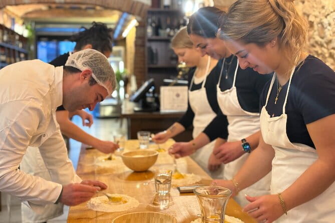 Florence: Tiramisu & Pasta Cooking Class with Unlimited Wine - Price and value: why this one is priced like a local experience
