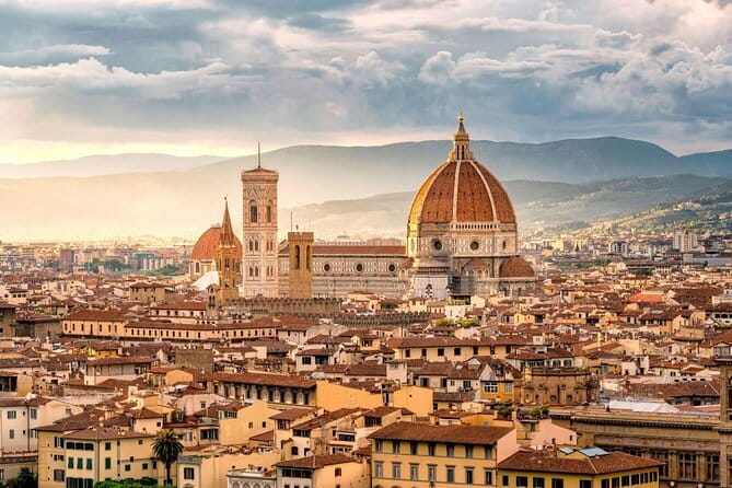 Florence to Pisa Airport Private Transfer - Vehicle types: Mercedes sedan vs Sprinter/Viano van