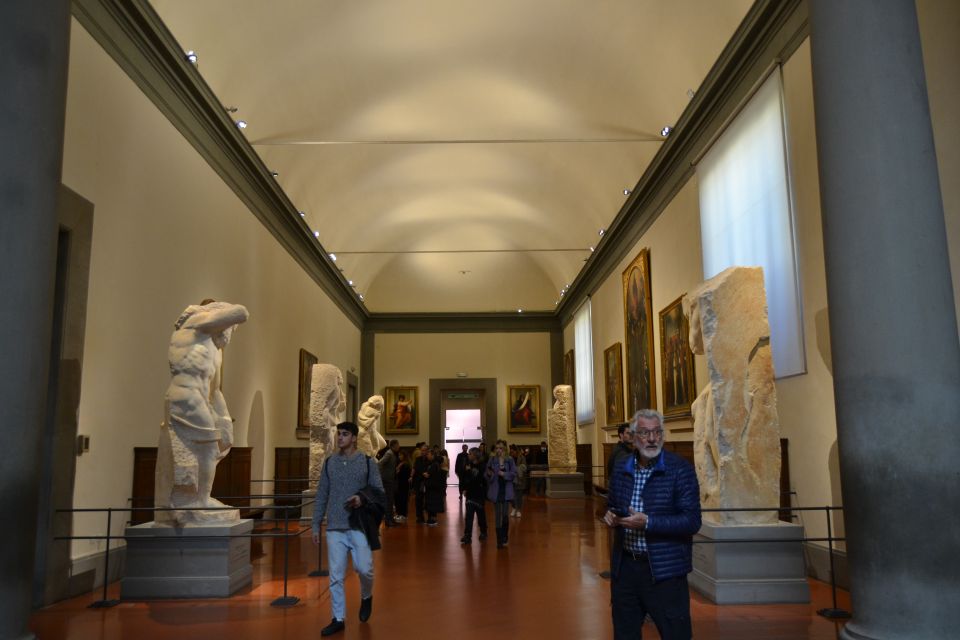 Florence: Tour of Michelangelo's David with Priority Access - Medici Musical Instruments and the Stradivarius Detail That Changes the Mood