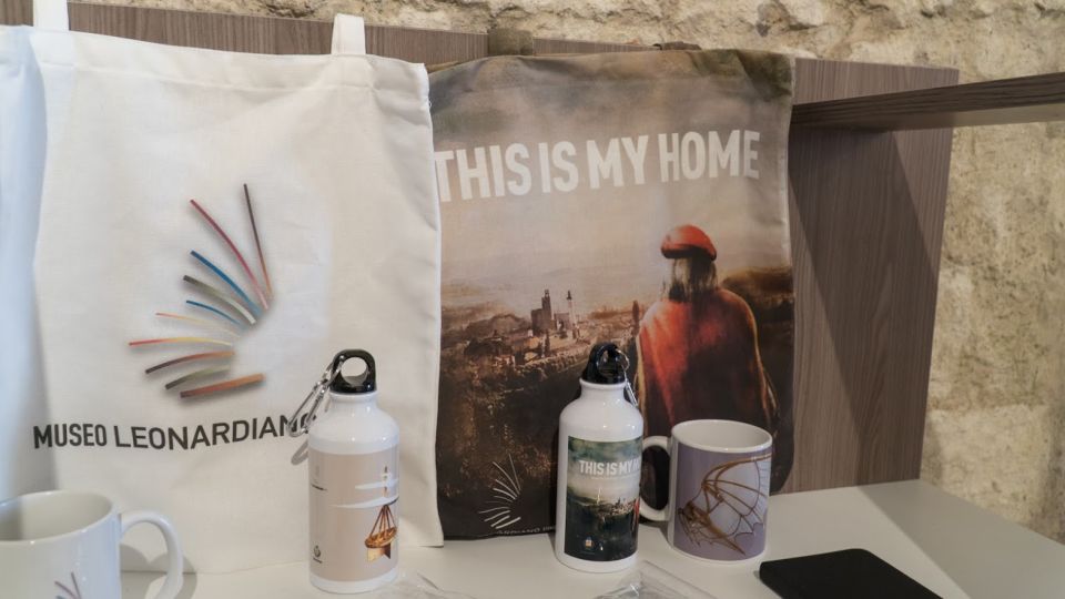Florence: Truffle Hunting and Vinci with Lunch and Winery - Who should book this tour?