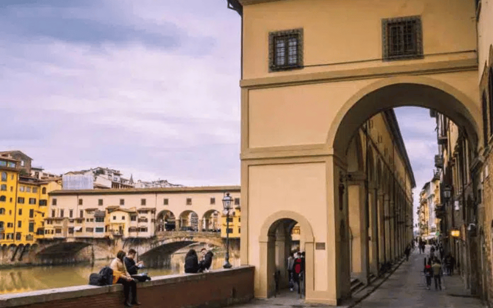 Florence: Uffizi Gallery and Vasari Corridor Private Tour - Ponte Vecchio, Boboli Gardens, and Santa Felicita: the quick Florence sampler