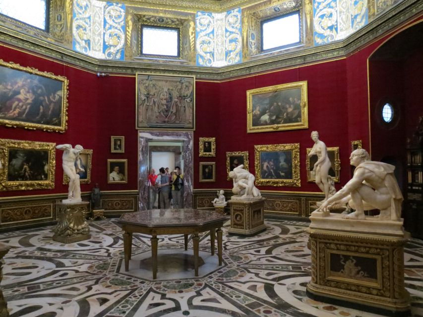 Florence: Uffizi Gallery Private Treasure Hunt for Families - The big-name works you’ll actually understand: Leonardo, Botticelli, Michelangelo