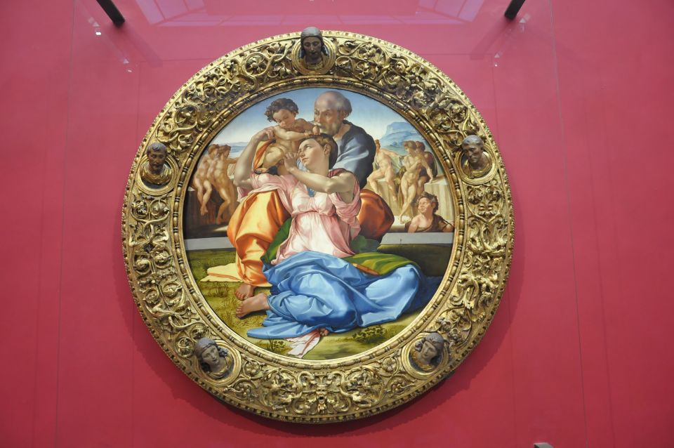 Florence: Uffizi Gallery Private Treasure Hunt for Families - The family portrait at the end: a souvenir that feels earned