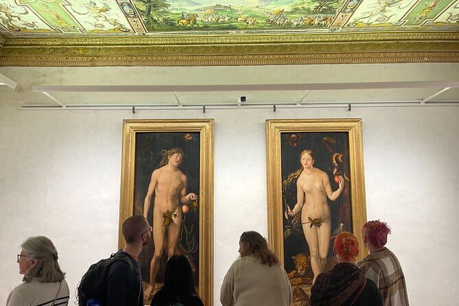 Florence: Uffizi Gallery Small Group Tour with Skip-the-Line - Your Start Point: Piazzale degli Uffizi (and What to Expect)