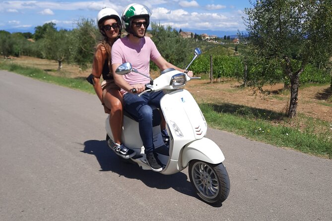 Florence Vespa Tour as a Passenger, max 6 people + Wine Window! - Guides, Safety, and the “Will This Be Stressful?” Question