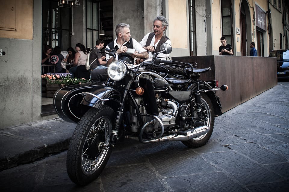 Florence Vintage Motorcycle Sidecar ride - Morning or Sunset - Meeting point at Bar Pasticceria Gamberini in Oltrarno