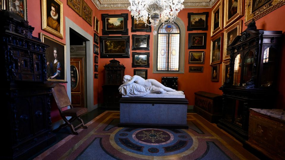 Florence: Visit to Frederick Stibbert's Villa and Park - Price and Value: Is € Worth It for a 2-Hour Private Tour?