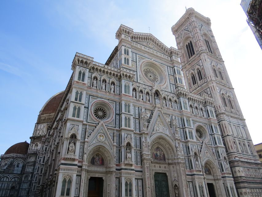 Florence: Walking Tour with Accademia & Uffizi Galleries - The Uffizi Terrace View and Extra Time Inside
