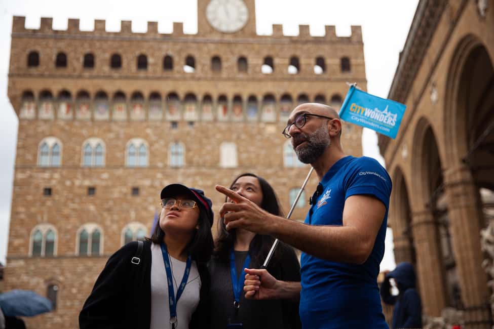 Florence: Walking Tour with Skip-the-Line Accademia Gallery - Guides and Headsets: How You Keep Up in a City of Noise