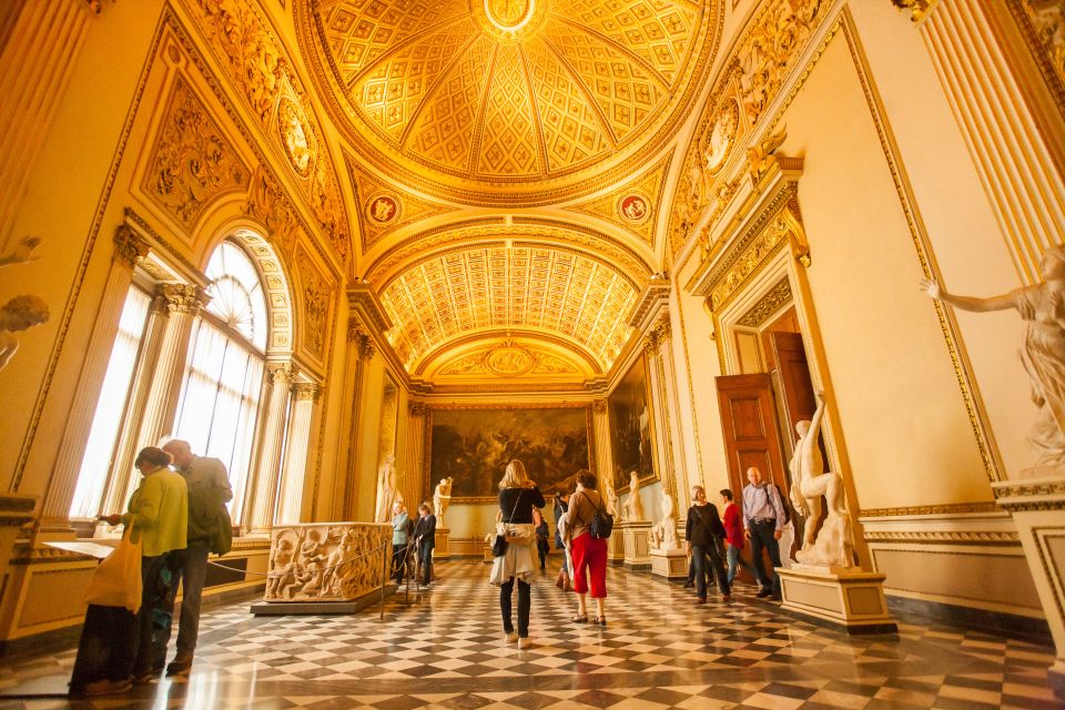 Florence: Walking Tour with Skip-the-Line Accademia & Uffizi - Meeting point details near the Arno