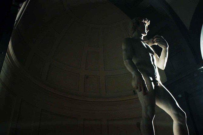 Florence: Whispers of the Renaissance walking tour - What you’ll see: David, Botticelli, Ghirlandaio, Giambologna, and instruments