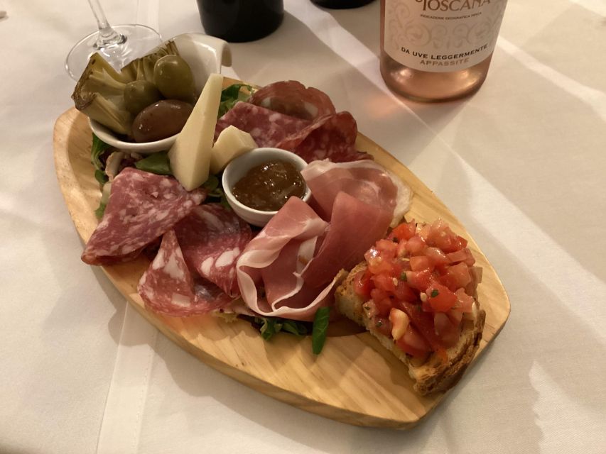 Florence: Wine Windows Walk with Wine Tasting and Appetizers - Piazza degli Antinori: the bridge from piazzas to wine