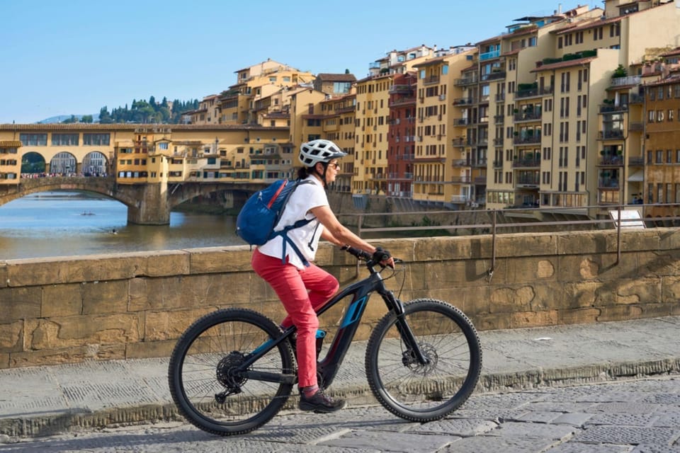 Florence:E-Bike City Tour with stop at Piazzale Michelangelo - The Panoramic Break: Coffee and Photo Time With a Real View