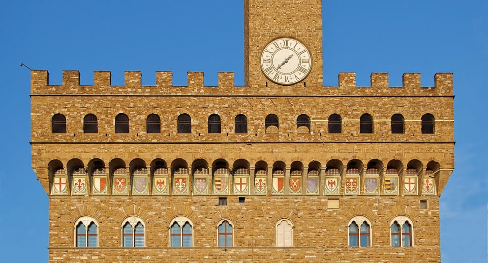 Florence:Palazzo Vecchio Skip-the-line Ticket & Audio Guide - Entering the Salone dei Cinquecento: look up, then move slowly