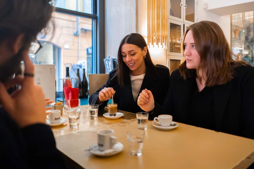 Florence’s Ultimate Food Tour: Full Tuscan Meal with a Local - Florence Central Market dessert: cantucci and vinsanto, or gelato