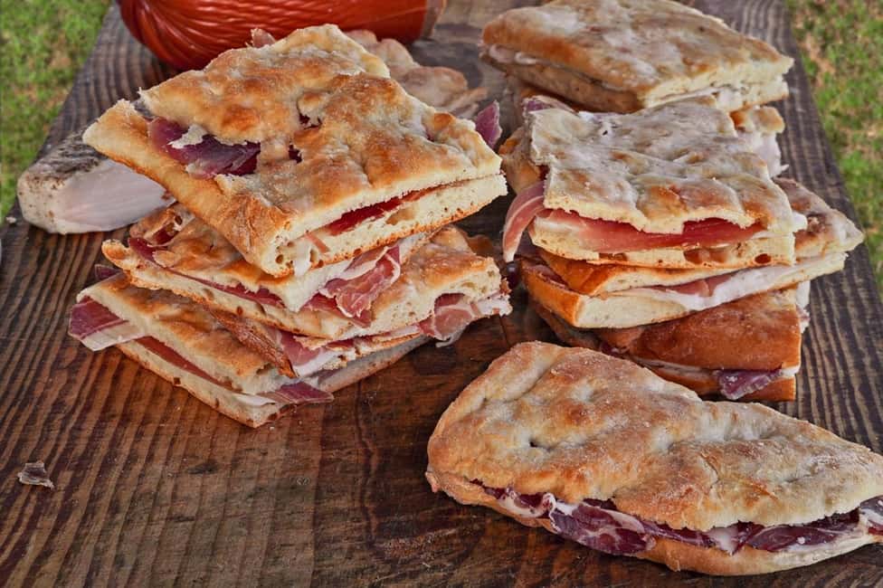 Florence’s Ultimate Food Tour: Full Tuscan Meal with a Local - Drink card reality check: plan for included drinks, then decide