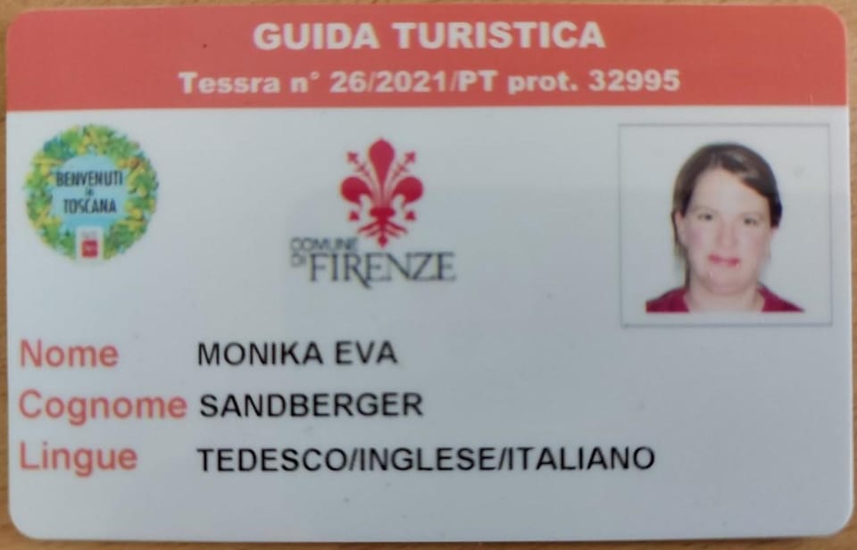 Florenz: most important Moments in 3 hours - San Lorenzo: Medici burial place energy and a leather crafts market feel