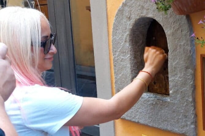 Food Tour Florence Small Groups - Oltrarno Gelato: Where the Tour Leans More Local and Artistic