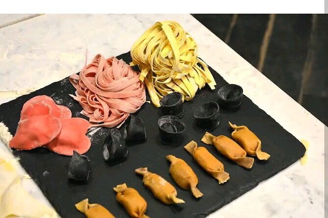 Fresh Pasta in a Michelin Kitchen: The Secrets of Taste - The Ragù Lesson: Why Beef Sauce Tastes Like Italy