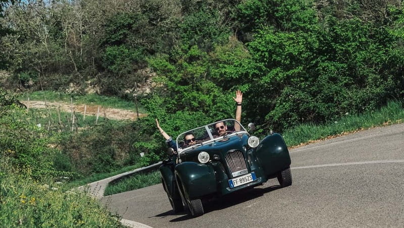From Firenze | Chianti day tour in a classic car - Chianti Hills (about 1 hour): the first taste of the region