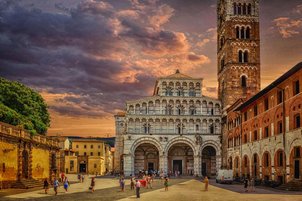 From Florence: Cinque Terre guided tour with Lucca - Vernazza Time: Lunch, a Natural Port, and Space to Breathe