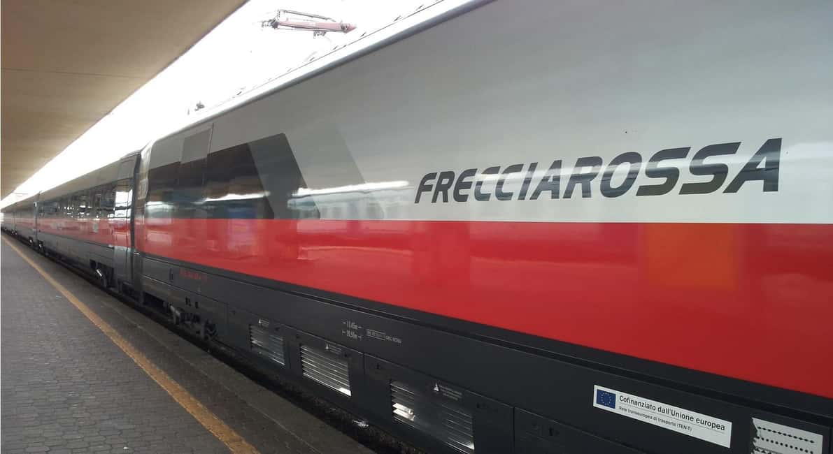 From Florence: Explore Venice in a Full Day Tour by Train - Entering Venice by vaporetto: why the water bus matters
