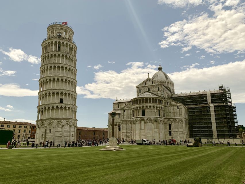 From Florence: Pisa Private Tour & Optional Leaning Tower - Price and value for a group up to six from Florence