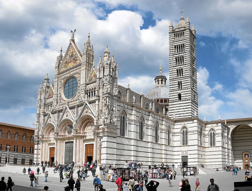 From Florence: Private Siena, San Gimignano + wine tasting - Starting In Florence: The 8:00 Meeting and a Smooth Van Day