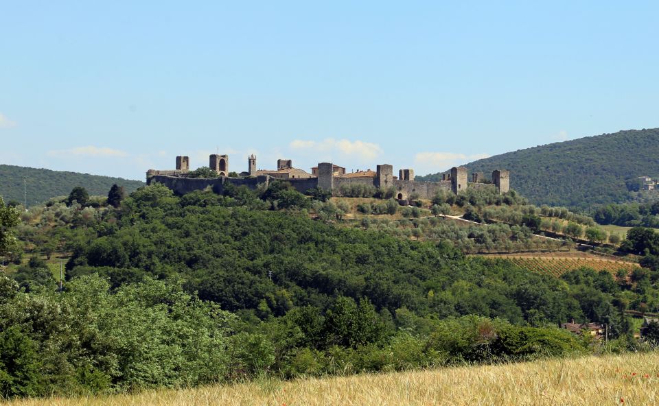 From Florence: Private Siena, San Gimignano + wine tasting - Monteriggioni’s 1213 Walls: Lunch and the Dante Connection