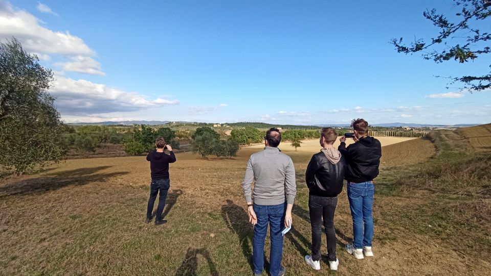 From Florence: Private Wine Tasting Tour in Chianti - The second winery lunch: food-and-wine pairing with a view