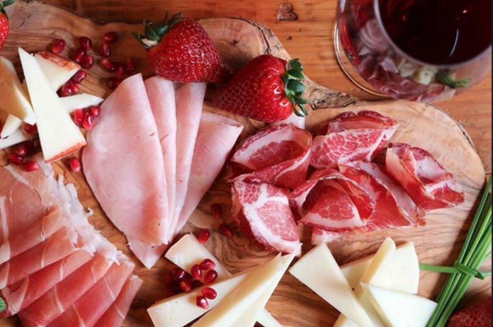 From Florence: Private Wine Tasting Tour in Chianti - Why a private group feels better in Chianti