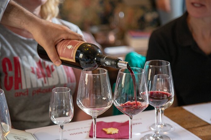 From Florence to Chianti Rufina: Wine Tasting Experience - The tasting lineup: white first, then reds, then Vin Santo