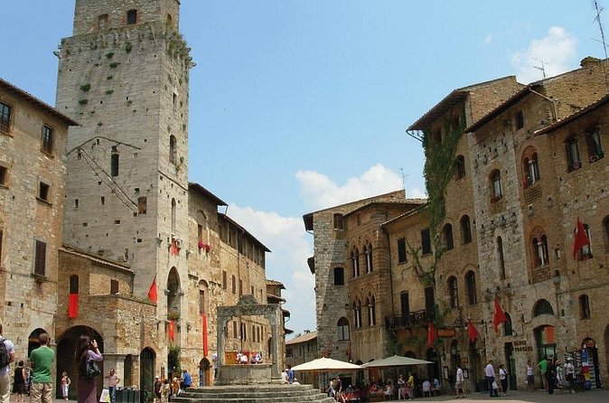 From Florence: Tour to Siena and San Gimignano by Minivan - Siena at the top of the day: Duomo di Siena and Piccolomini Library