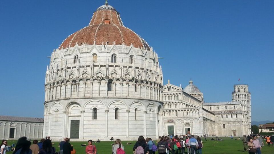 From Livorno: Guided Day Trip to Florence and Pisa by Bus - From Livorno to Florence: an air-conditioned start that matters